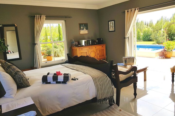 Room 2 of 52