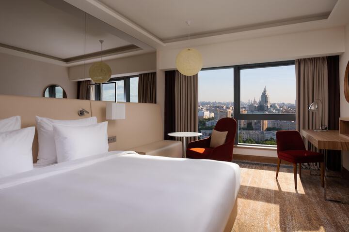 Room 30 of 146