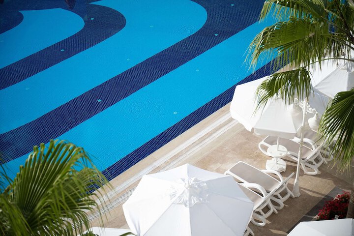 Pool 61 of 525