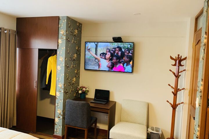 Room 19 of 49