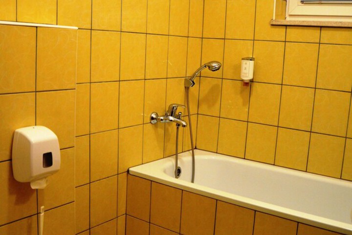 Room 43 of 101