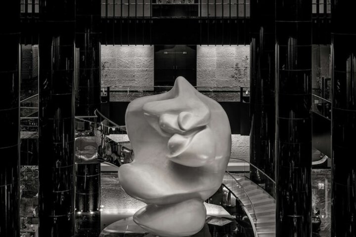 Hotel Interior 4 of 143