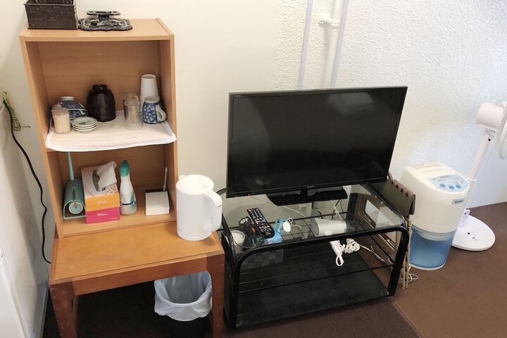 Room 2 of 58