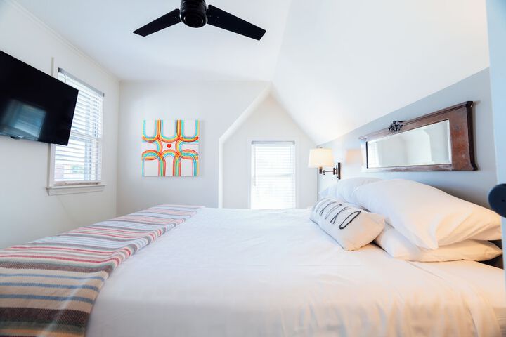 Room 12 of 41