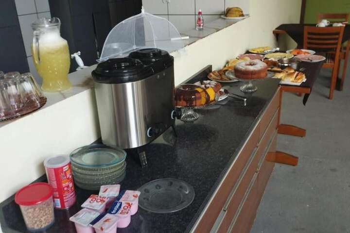 Breakfast/Coffee Service 24 of 27