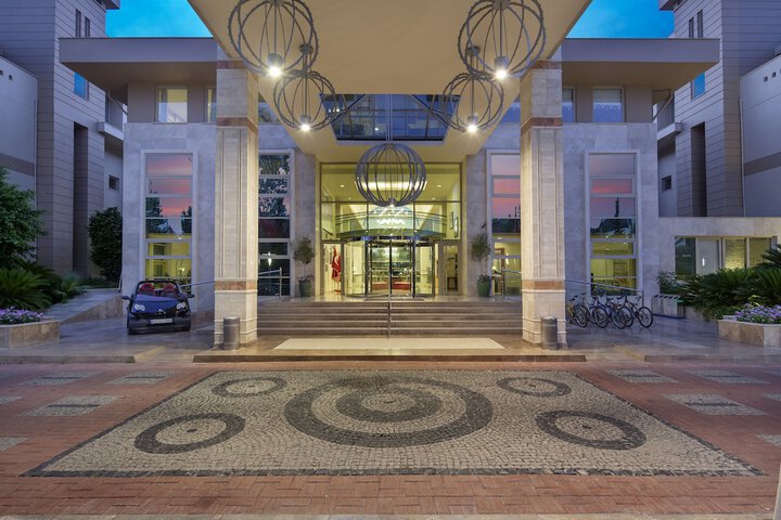 Hotel 112 of 130
