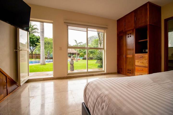 Room 4 of 59