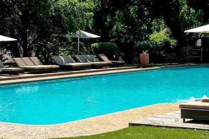 Pool 22 of 55