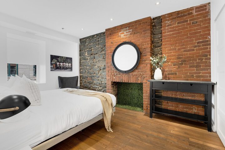Room 40 of 104