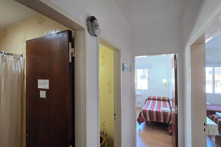 Room 8 of 92
