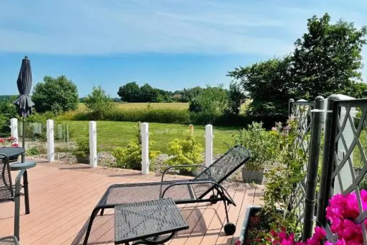 Terrace/Patio 5 of 10