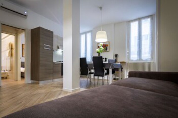 Room 14 of 22