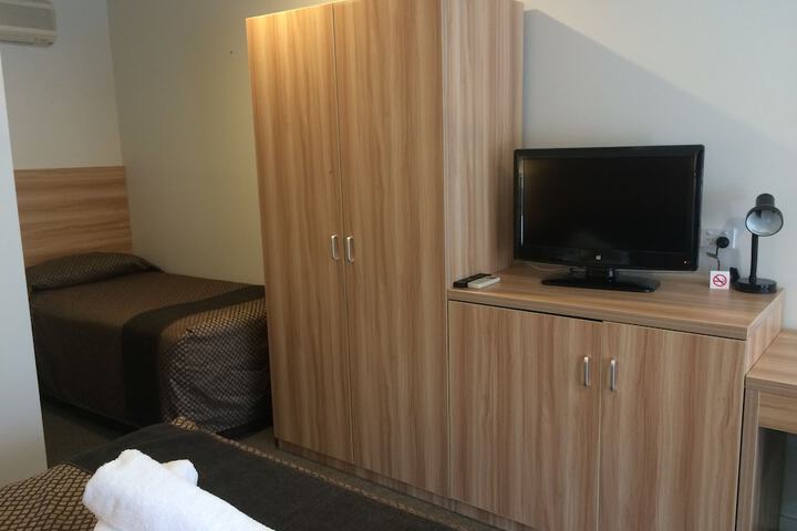 Room 2 of 21