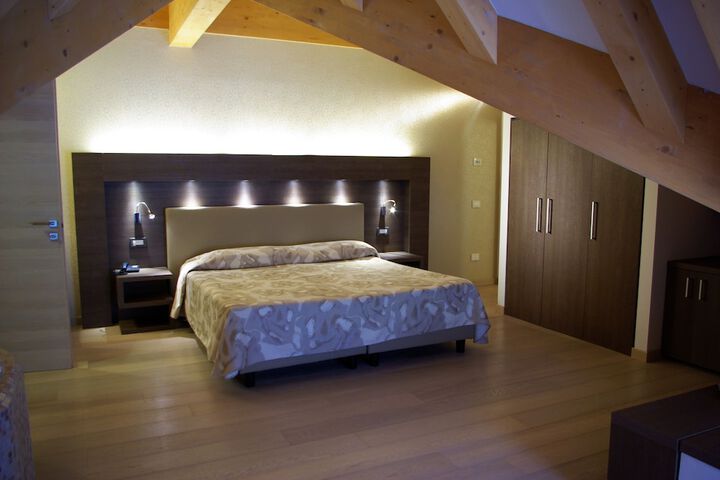 Room 18 of 57