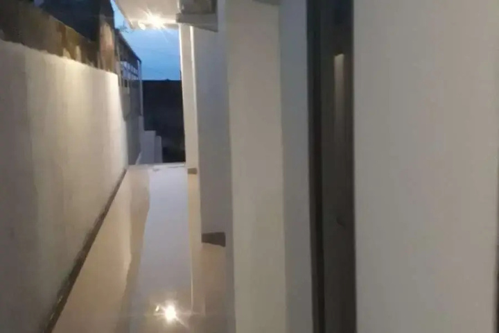 Room 13 of 15