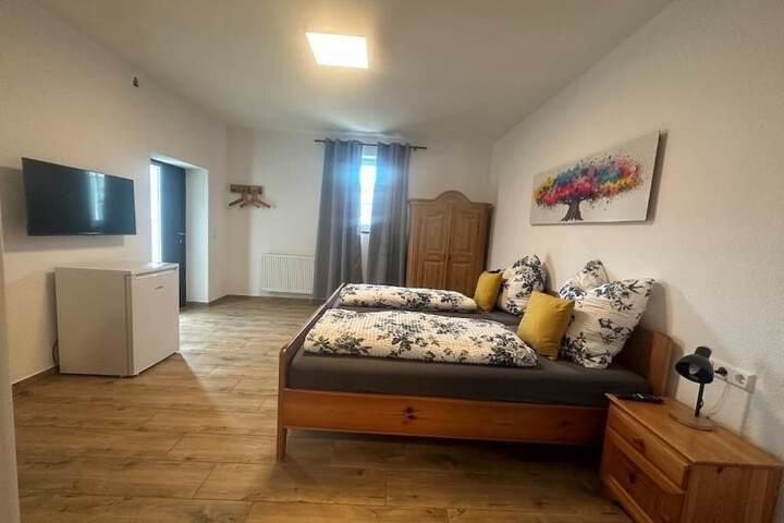 Room 9 of 24