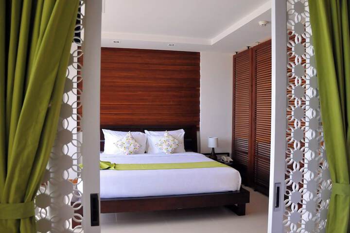Room 18 of 249