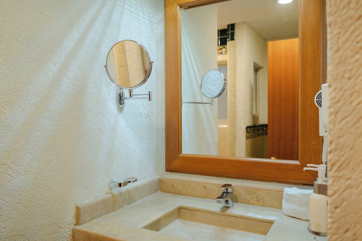 Clean Restrooms
