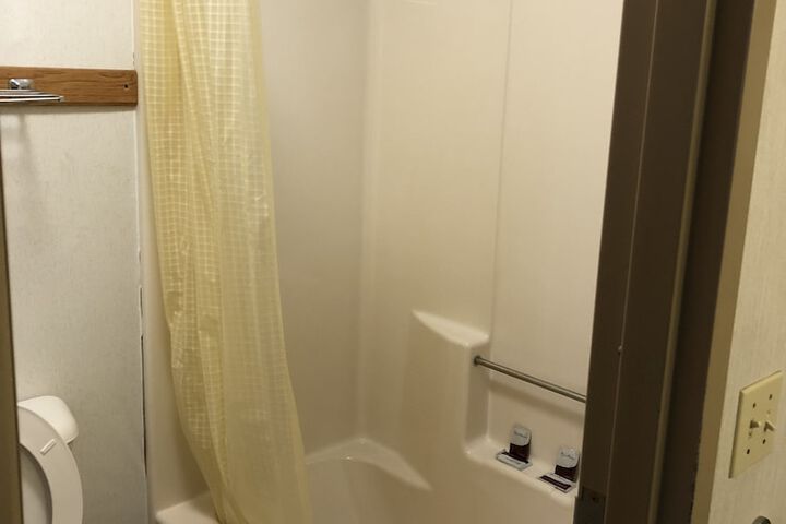 Room 33 of 56