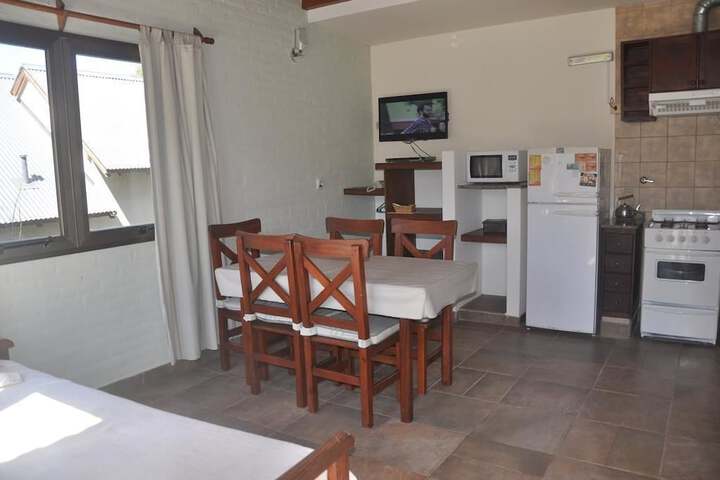 Room 9 of 34