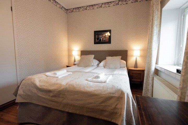 Room 5 of 35