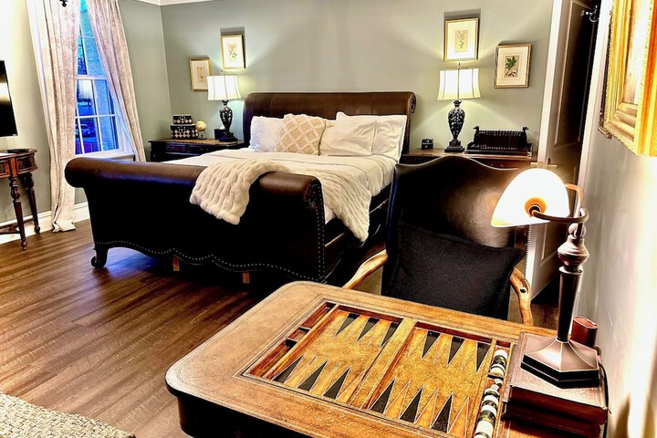 Room 29 of 81