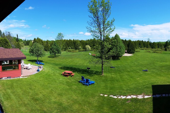 Property Grounds 74 of 79