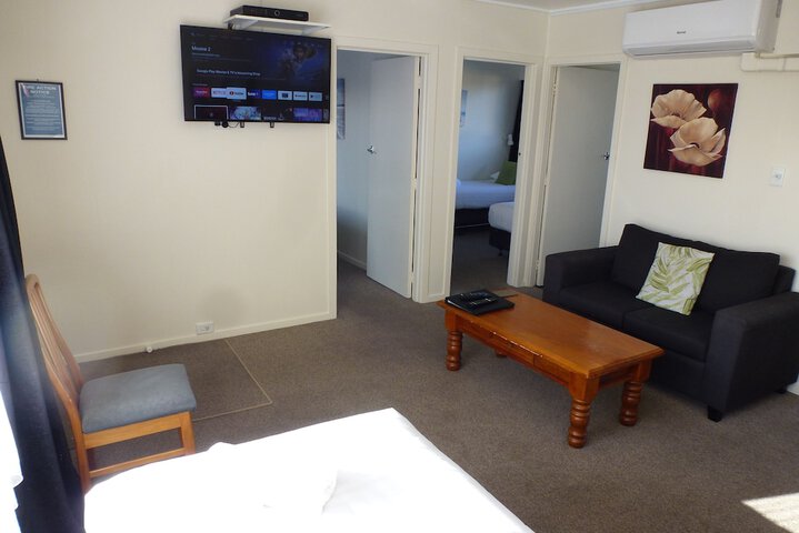 Room 55 of 89