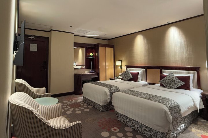 Room 6 of 46