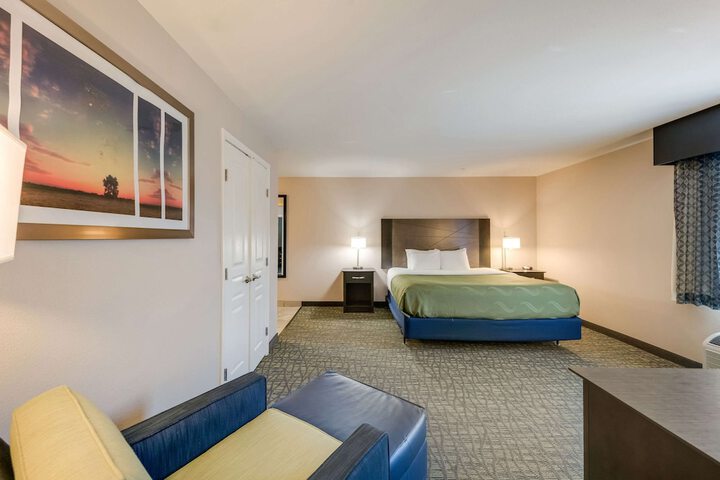 Room 16 of 41