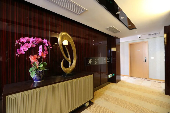 Hotel Interior 2 of 15