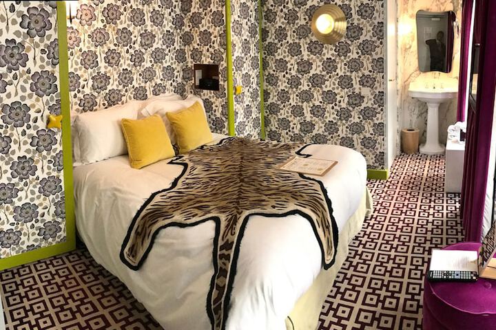 Room 10 of 53