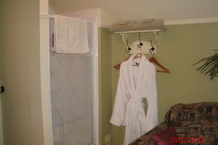 Room 16 of 22