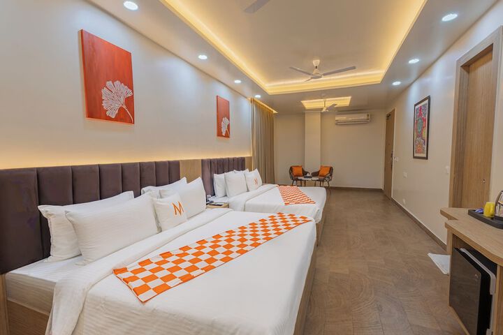 Room 8 of 21