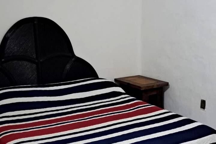 Room 3 of 49