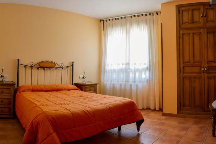 Room 7 of 34