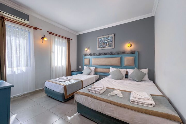 Room 48 of 184