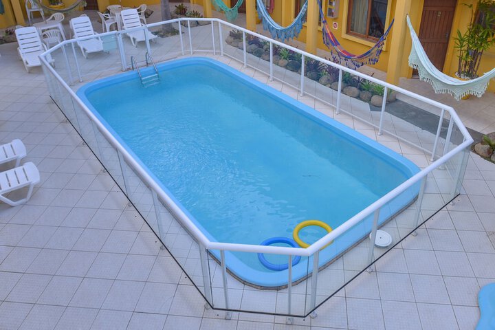 Pool 38 of 51