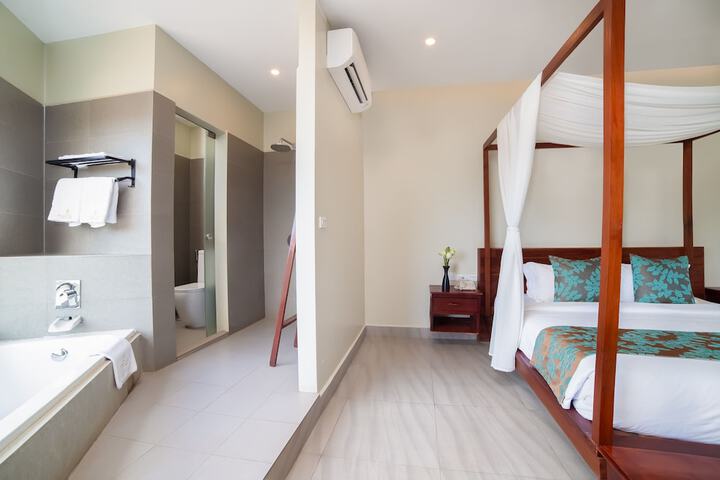 Room 45 of 147