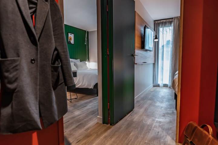 Room 5 of 56