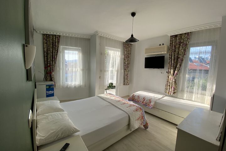 Room 12 of 45