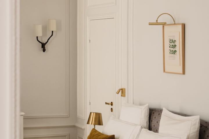 Room 4 of 75