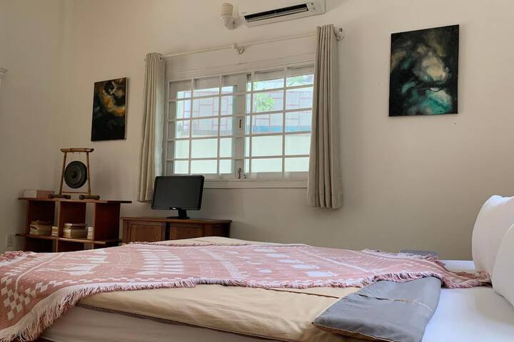 Room 21 of 117