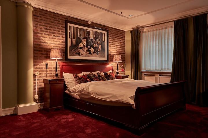 Room 20 of 151
