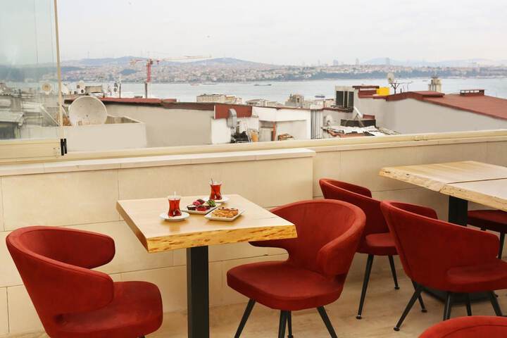 Dining Photos