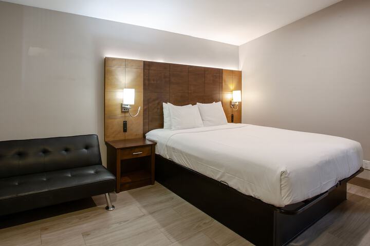 Room 34 of 85