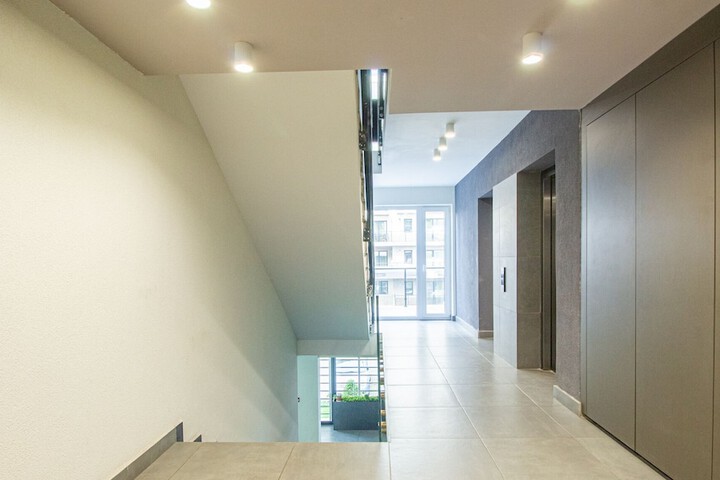 Hotel 3 of 653