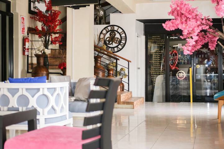 Guest Lobby