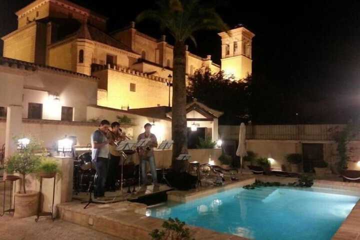 Pool Hotel