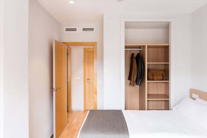 Room 46 of 83